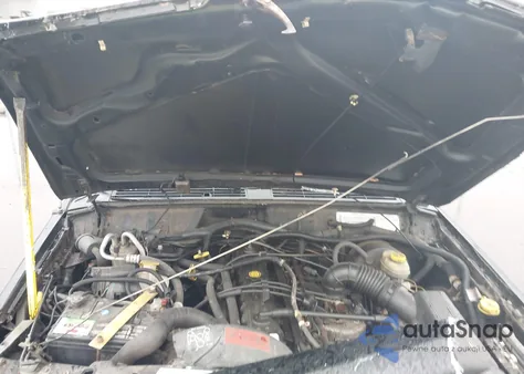 2001 Jeep Cherokee Sport z USA, uszkodzony, nr VIN 1J4FF48S31L593448